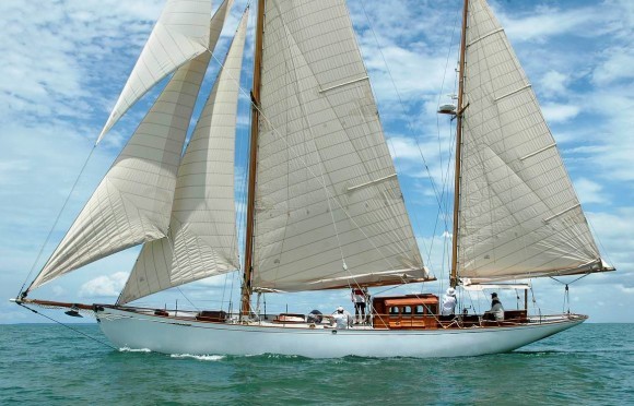 Hurrica V - Classic Yacht Sales